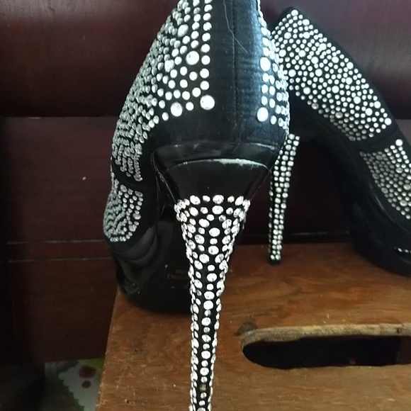 Shi by Journeys Platform High Heels FINAL WEEK - Picture 4 of 8